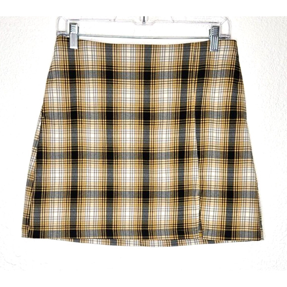 Urban Outfitters Dresses & Skirts - Urban Outfitters Womens Mini Skirt Medium Yellow Black Plaid Chic Light Academia